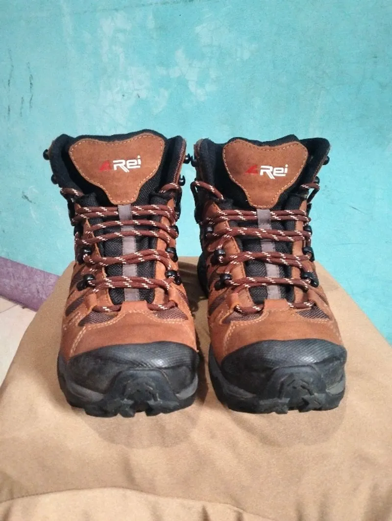 ARei Valiant Brown Shoes  photo 1
