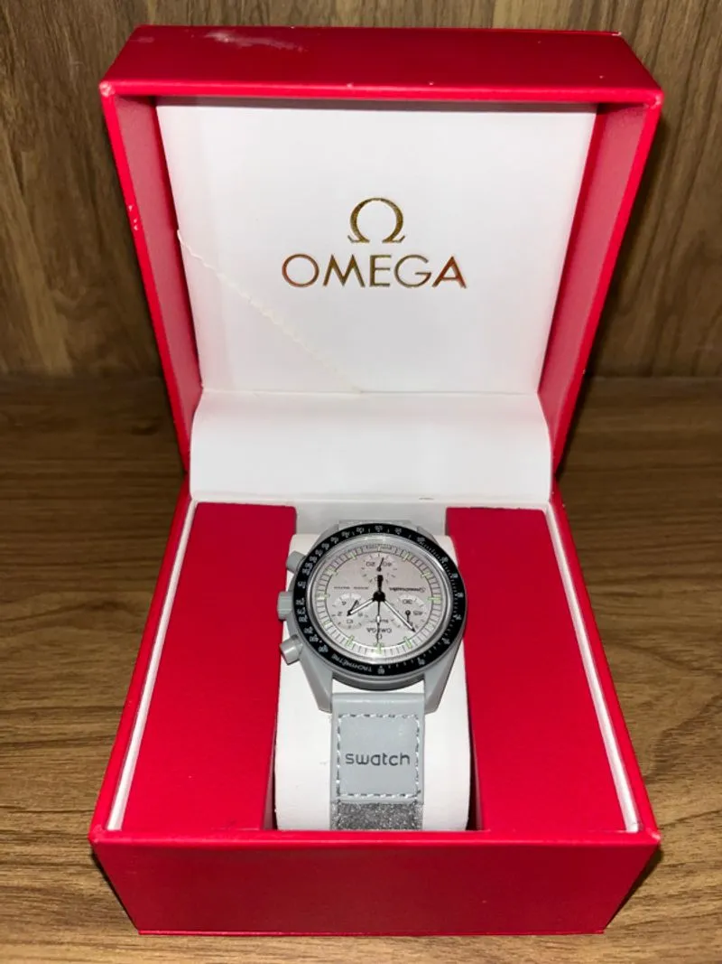 Swatch x omega moon limited edition  photo 1