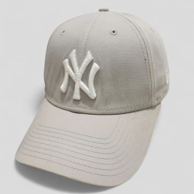Topi New Era 9Forty NY photo 1