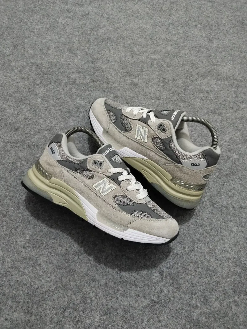 new balance 992 photo 1