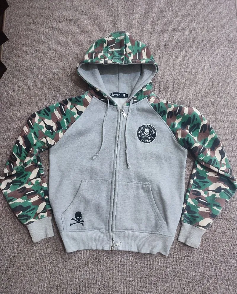 Hoodie Mastermind Japan photo 1