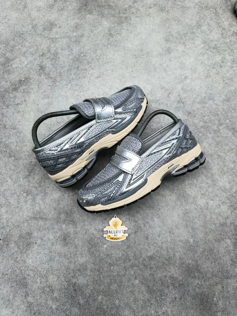 NEW BALANCE 1906L photo 1