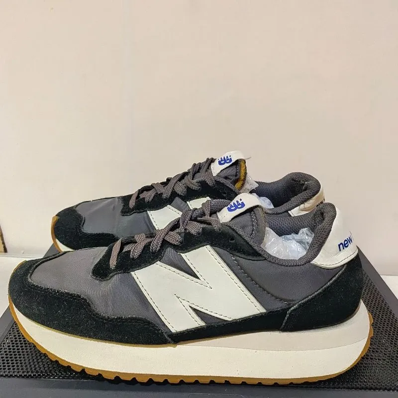 New balance second original size 37 insole 23,5 photo 1