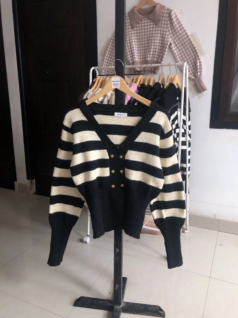 Cardigan rajut knit salur lengan puffy balon kancing striped photo 1