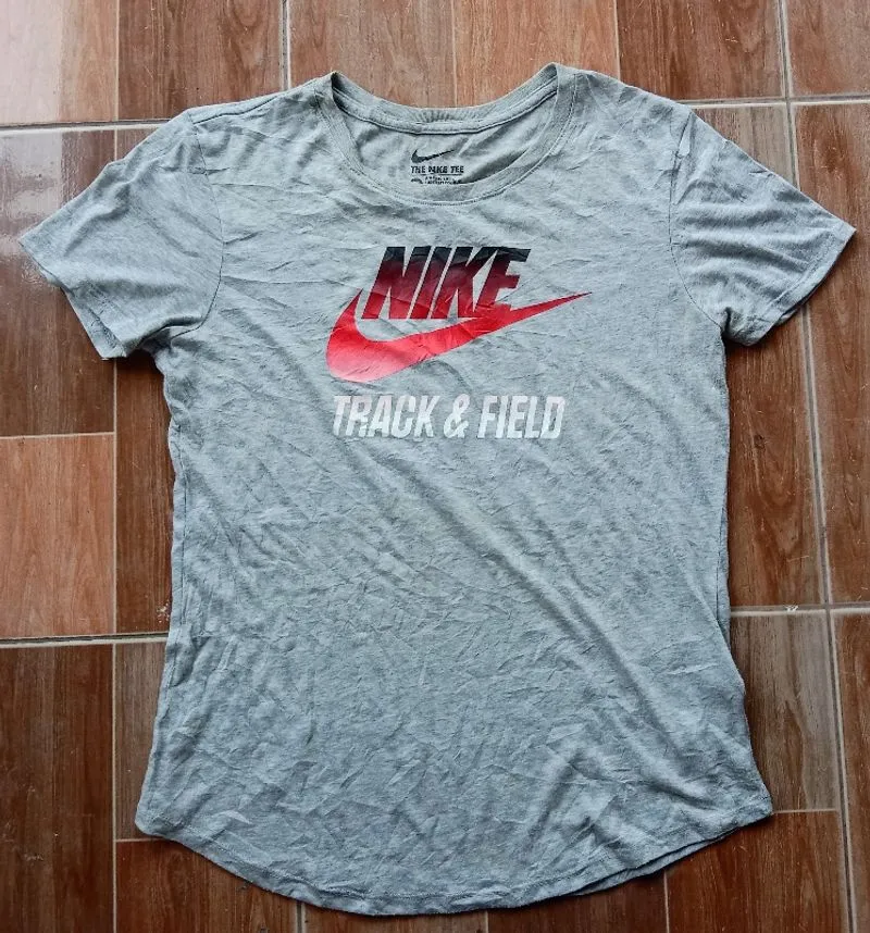 Nike Woman Tee  photo 1