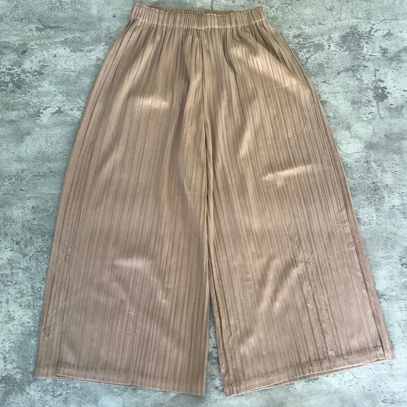 Issey Miyake Culotte Wanita brown photo 1