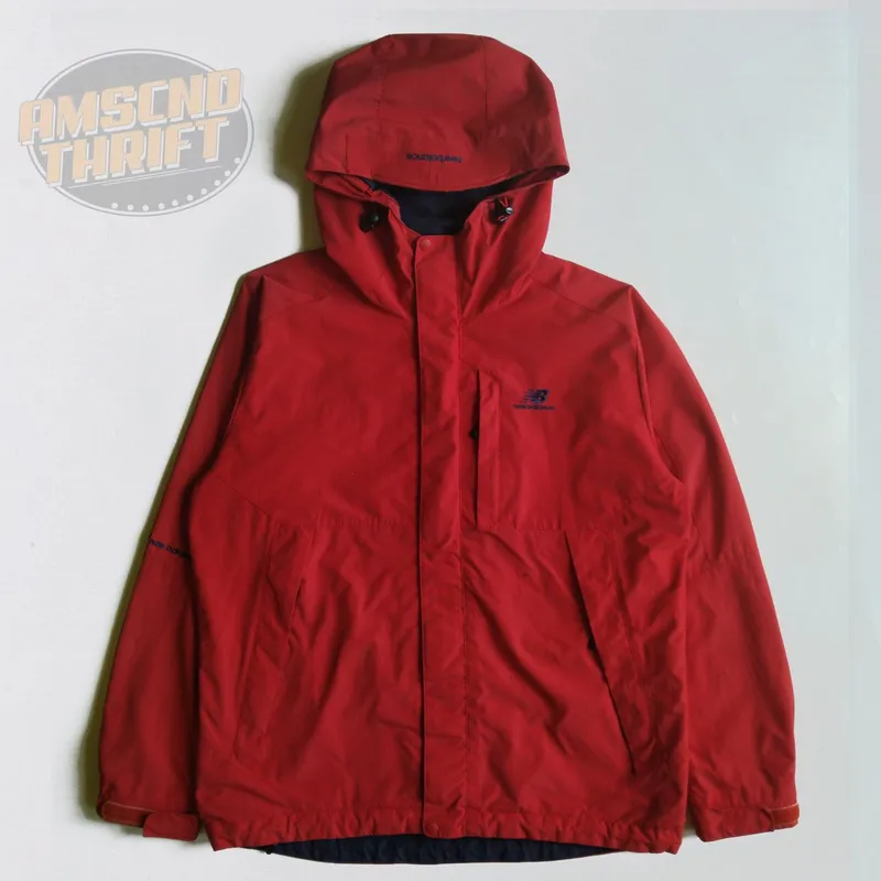 New Balance Casual Windbreaker Pria red photo 1