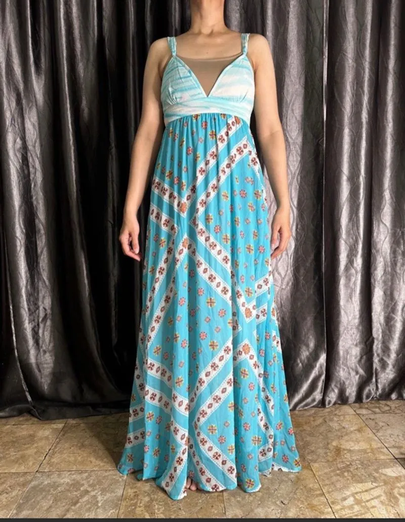 Long dress photo 1