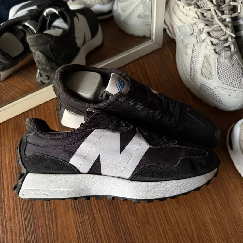 New Balance 327 Black White Original Murah photo 1