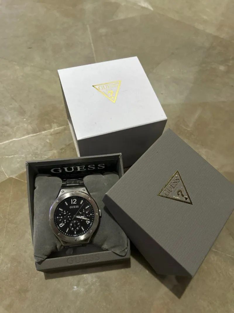 JAM TANGAN GUESS photo 1
