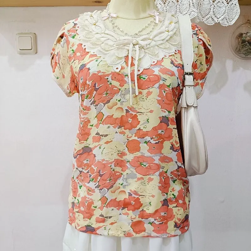 Atasan Floral Sifon Kerah Renda | Coquette • Mori Kei • Kawa photo 1