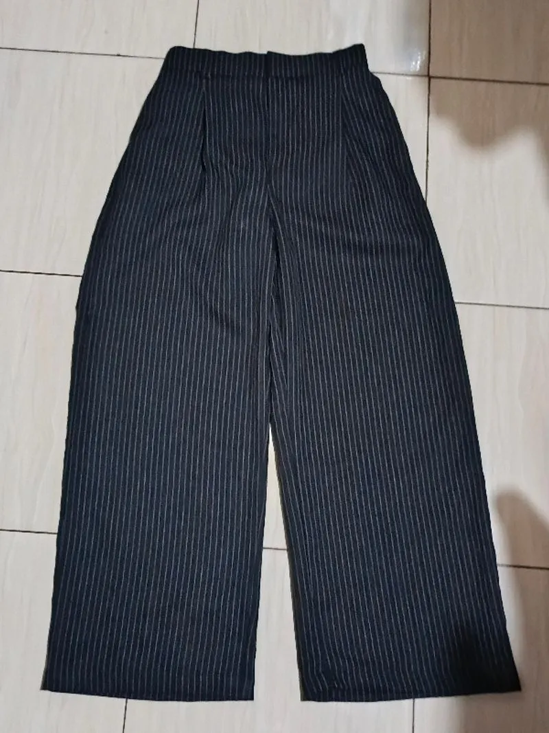 baggy stripe pants photo 1