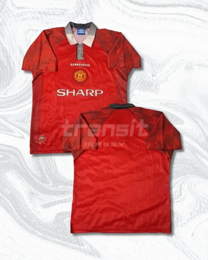 Manchester United F.C. 1996-98 Home Shirt photo 1