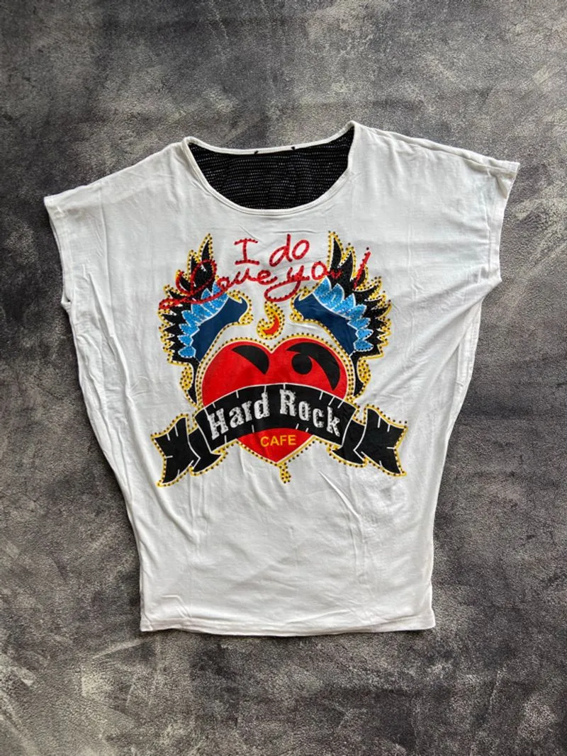 Hard Rock Cafe Y2K Style photo 1