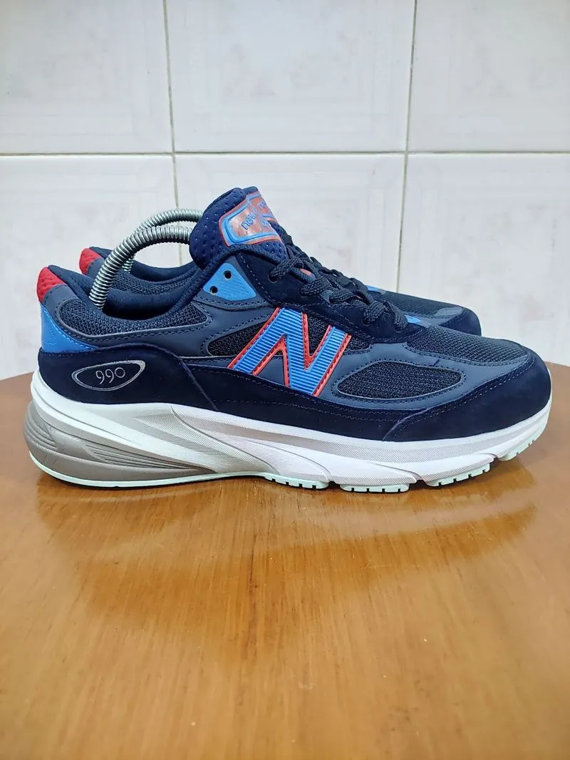 NB 990 v6 Ronnie Fieg photo 1