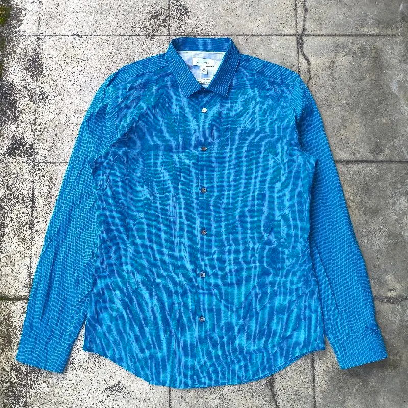 Calvin Klein Kemeja Size : M photo 1