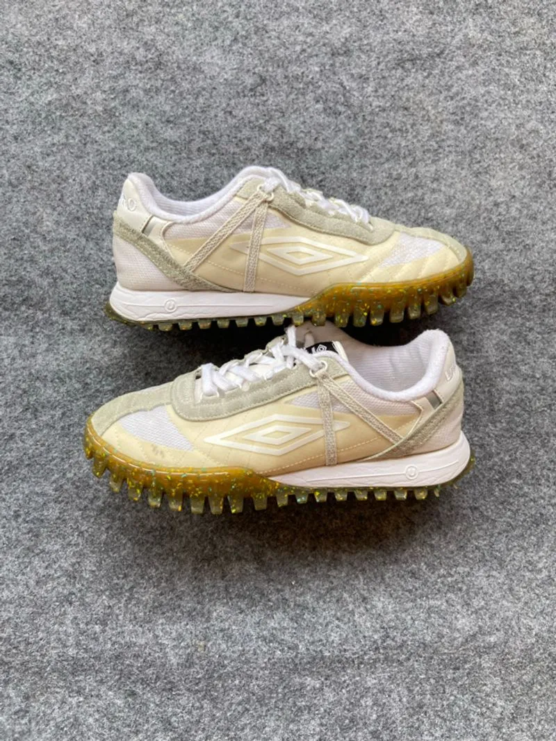 Umbro Heritage low profile photo 1