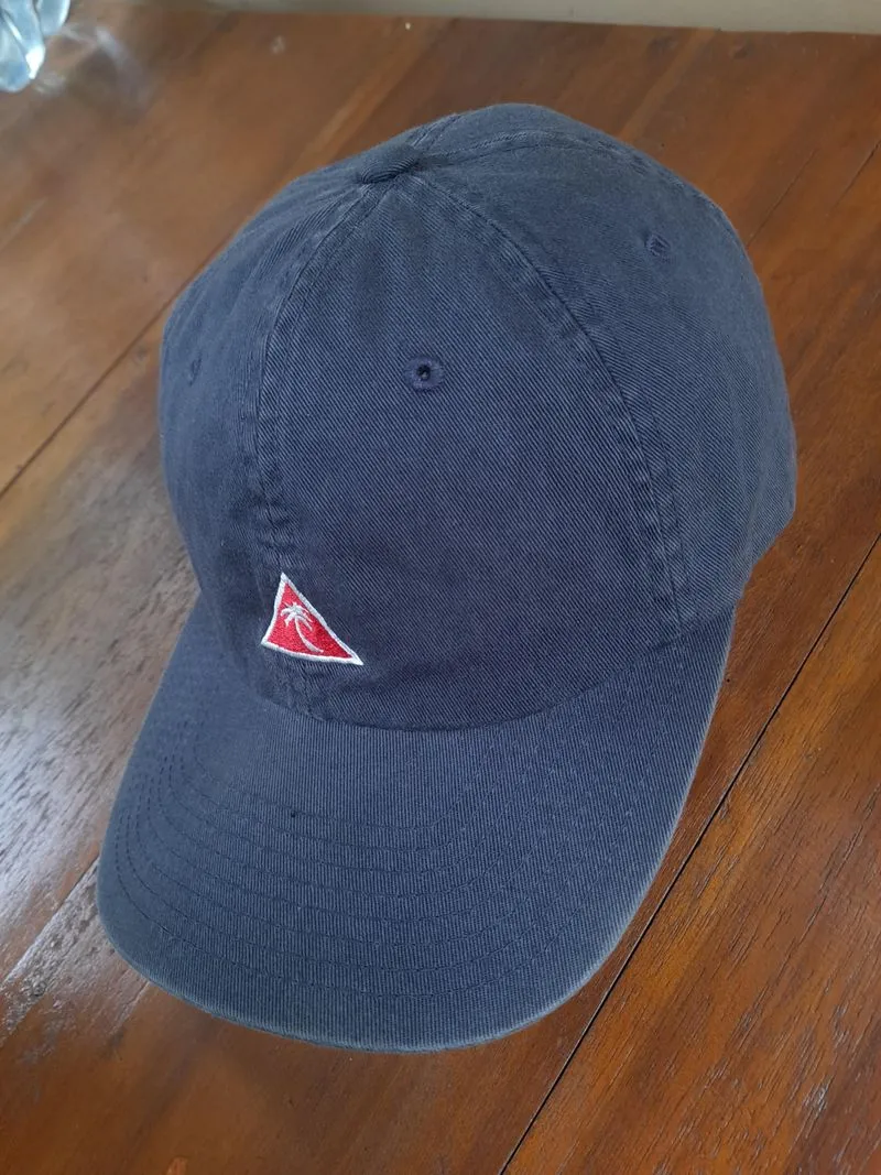 Catch surf hat photo 1
