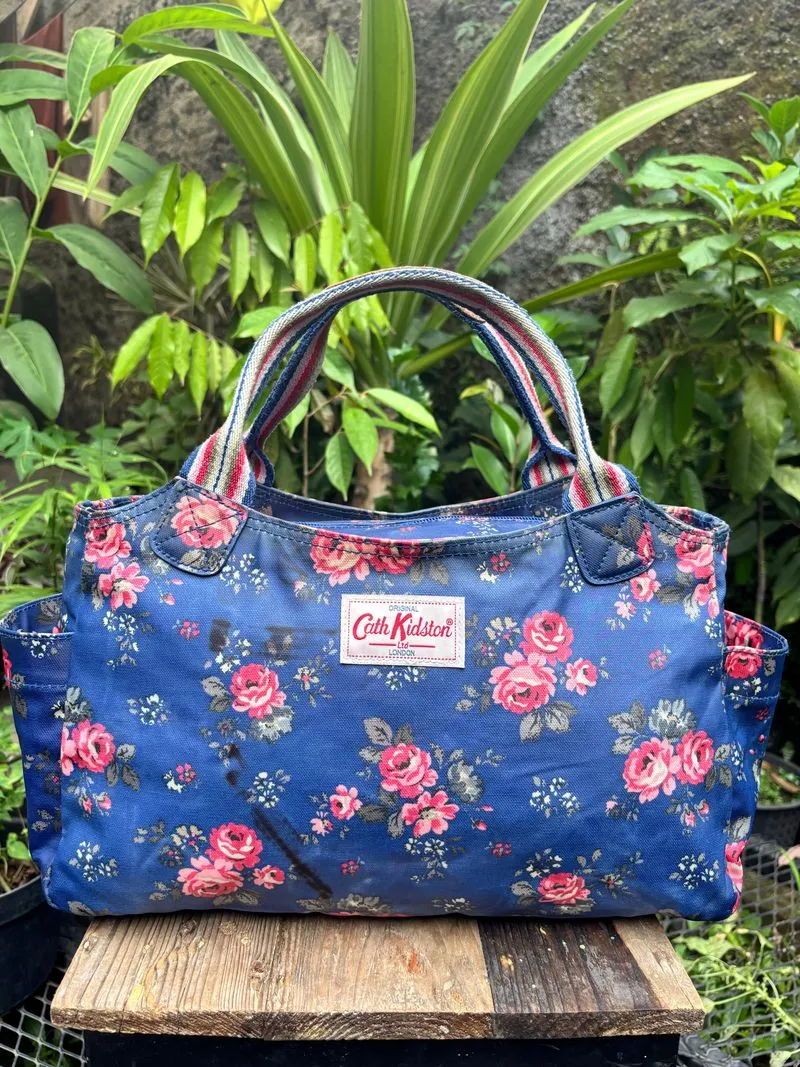 Cath Kidston Royal Rose Hand Bag | Shoulder Bag CK | Floral photo 1