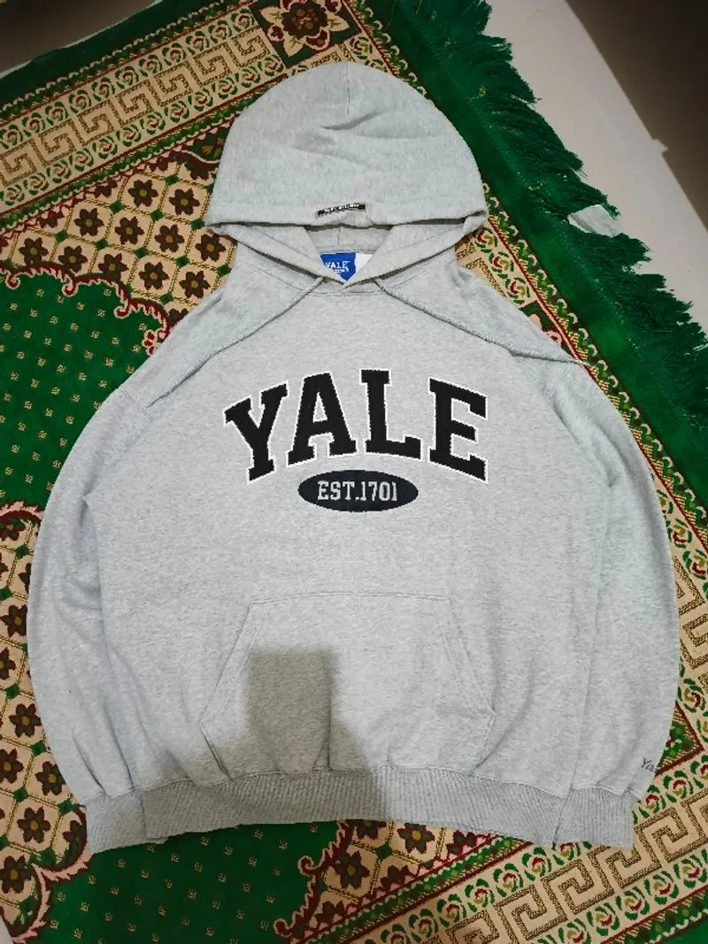 Yale University Hoodie photo 1