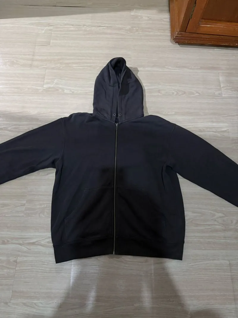 Uniqlo Jaket Hoodie Sweat Risleting Dark Gray  photo 1