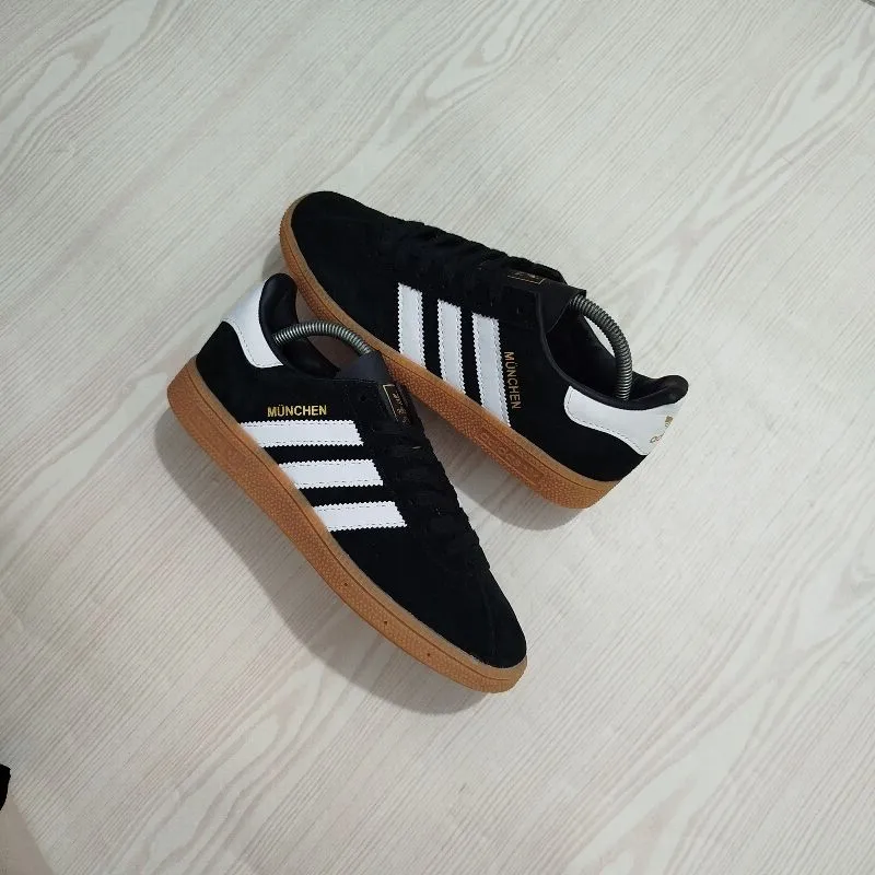 Adidas Munchen photo 1