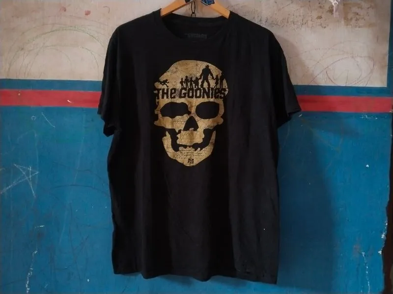 Kaos The Goonies Pria Wanita photo 1