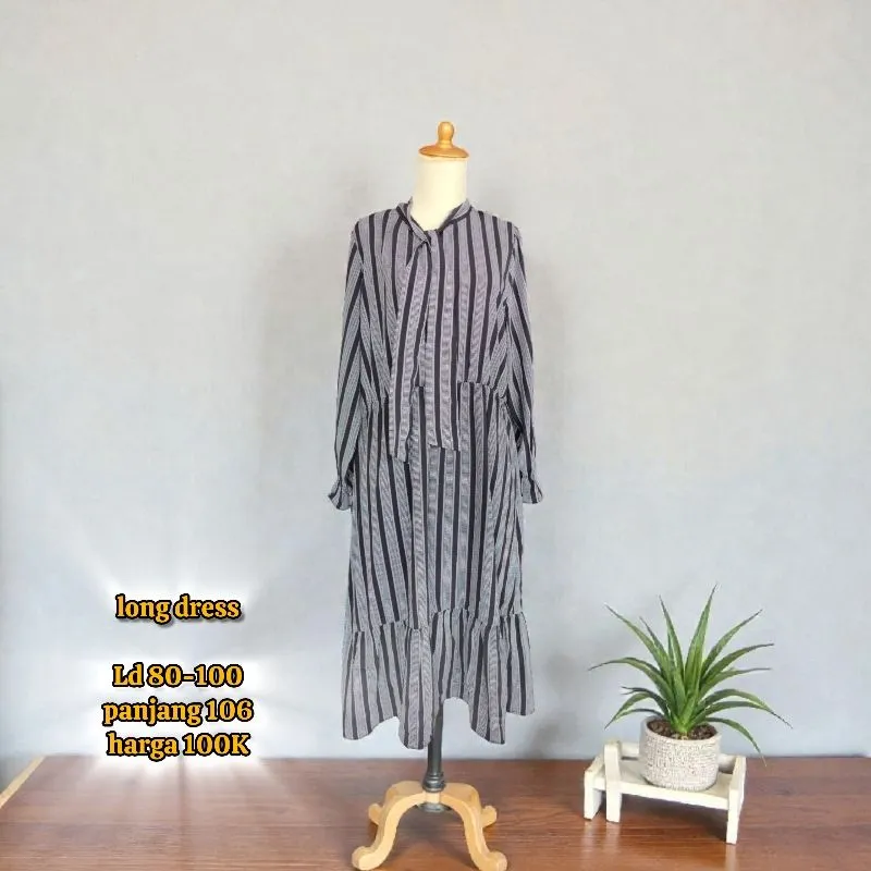 long dress photo 1
