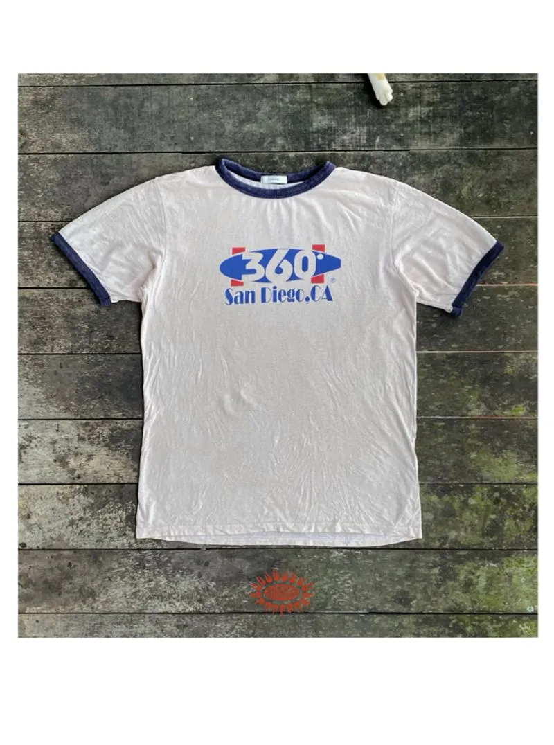 Ringer Tee by Favori • T-Shirt 360 San Diego • Unisex photo 1