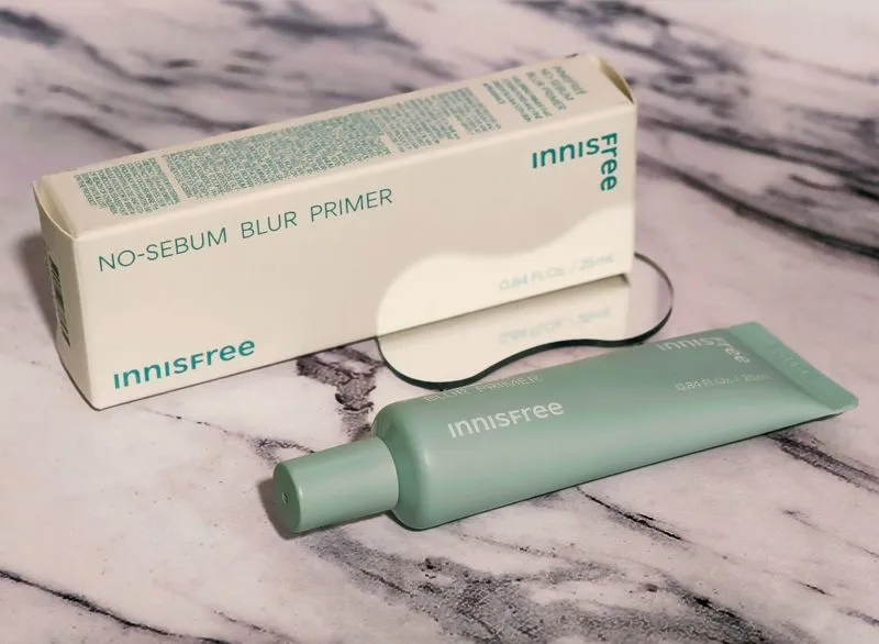 Innisfrew no sebum blur primer photo 1