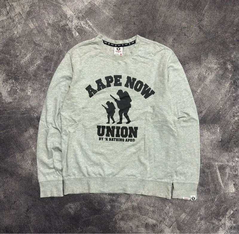 BAPE CREWNECK photo 1