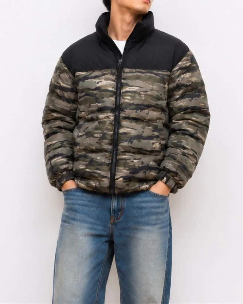 WMB Camouflage Camouflage Puffer Down Jacket photo 1