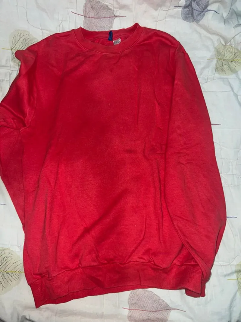  SWEATER RED photo 1