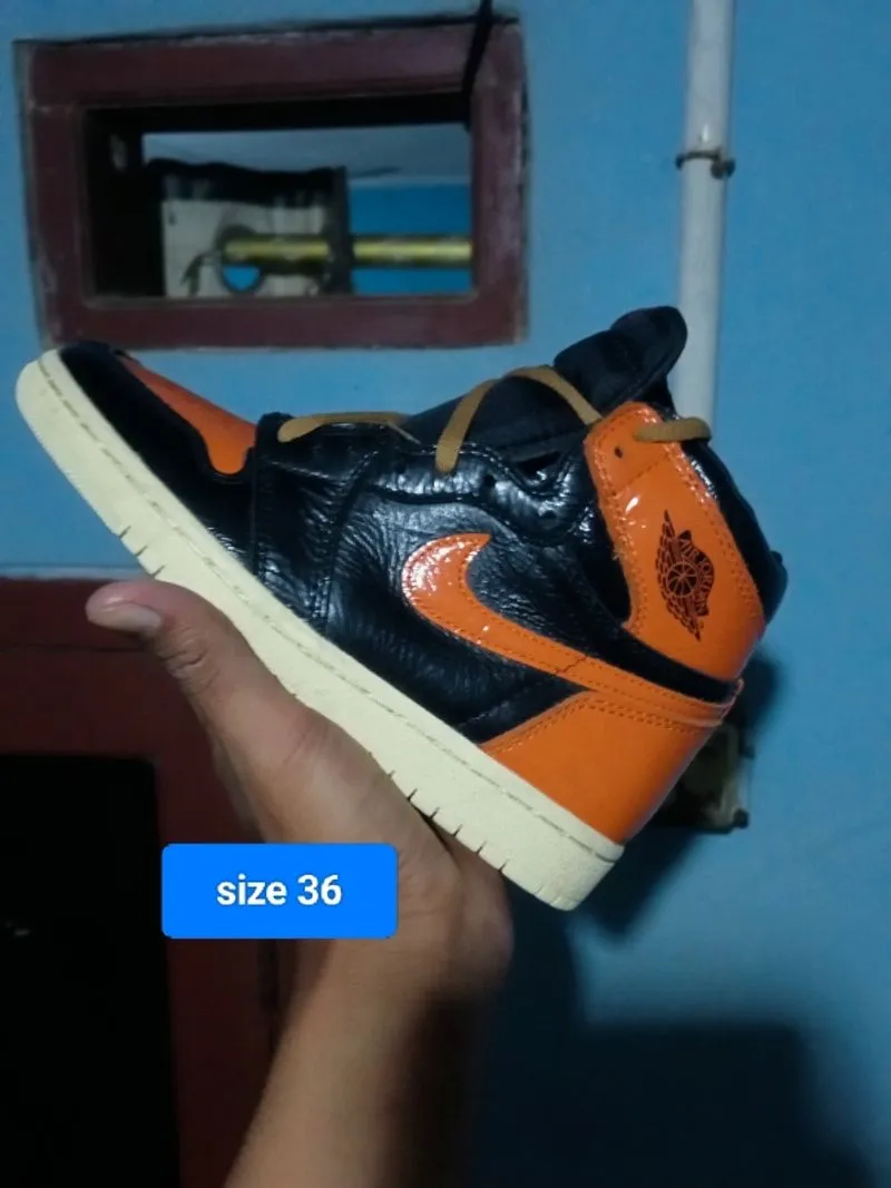 Air Jordan high size 36 photo 1