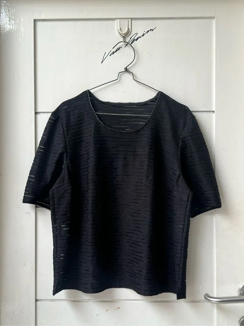 SALE!! REMALON Black T-shirt photo 1