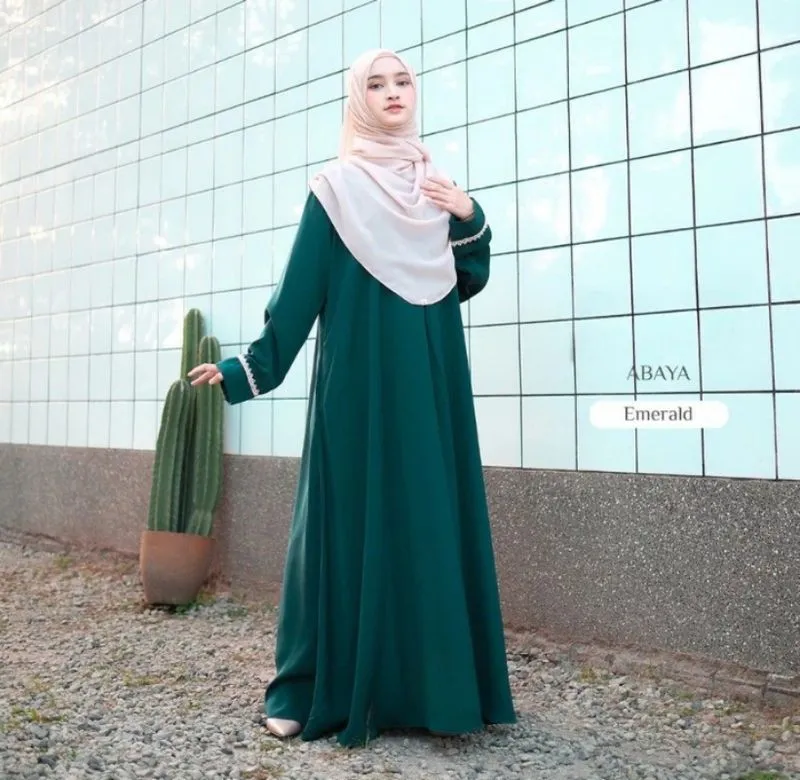 Basic Abaya Emerald photo 1