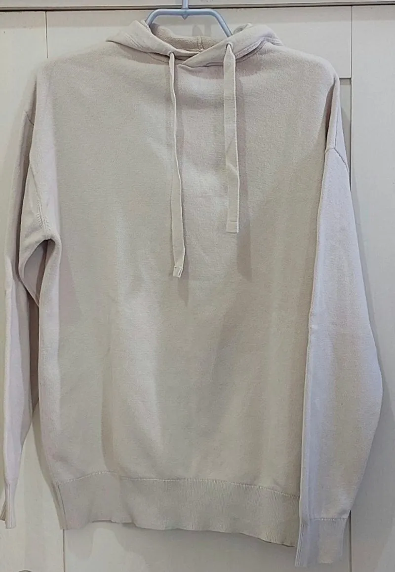 Hoddie photo 1