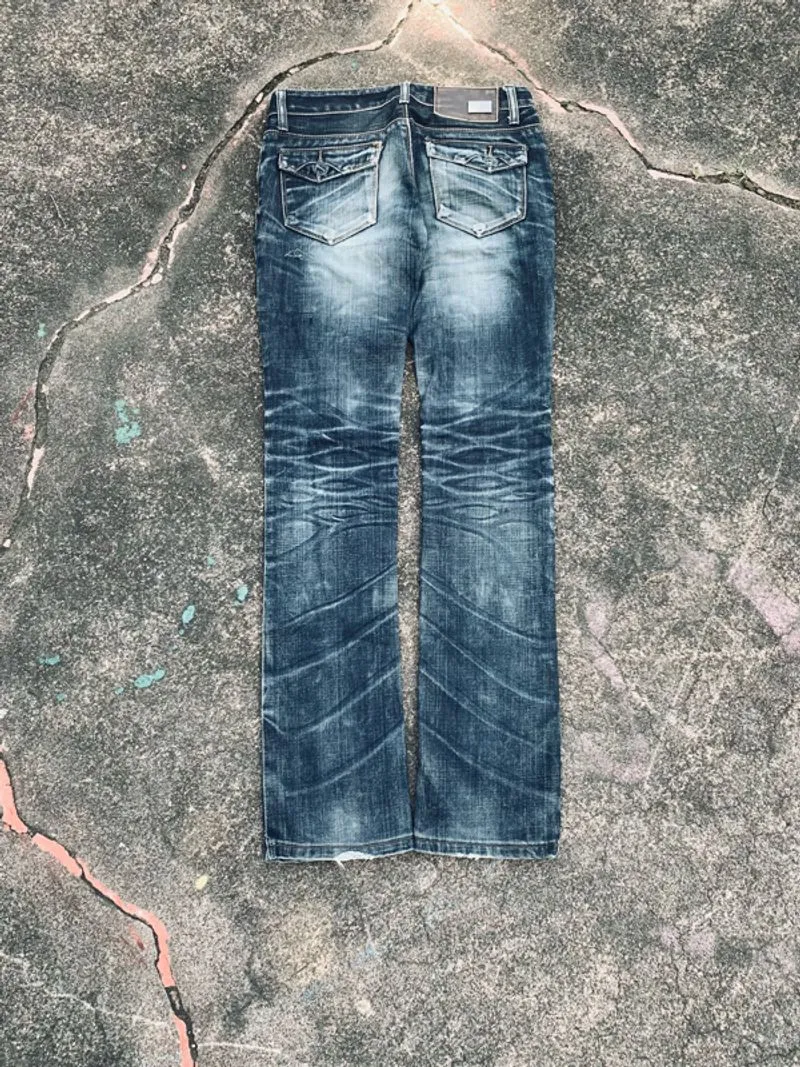 jeans feding  photo 1