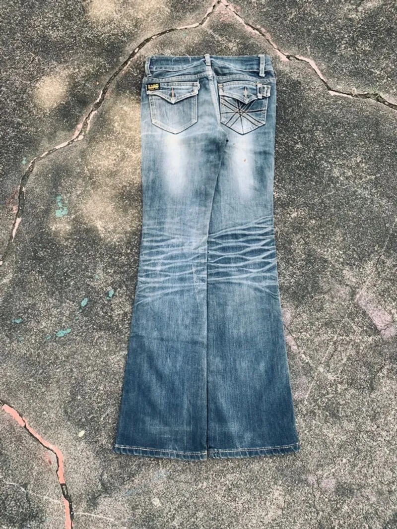 jeans feding gacor photo 1
