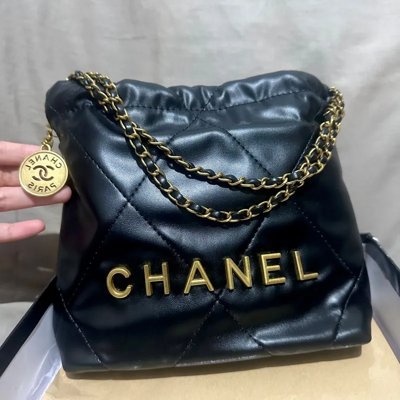 MURAH!! FREE ONGKIR - Chanel 22 Mini Handbag – Kondisi 100%  photo 1