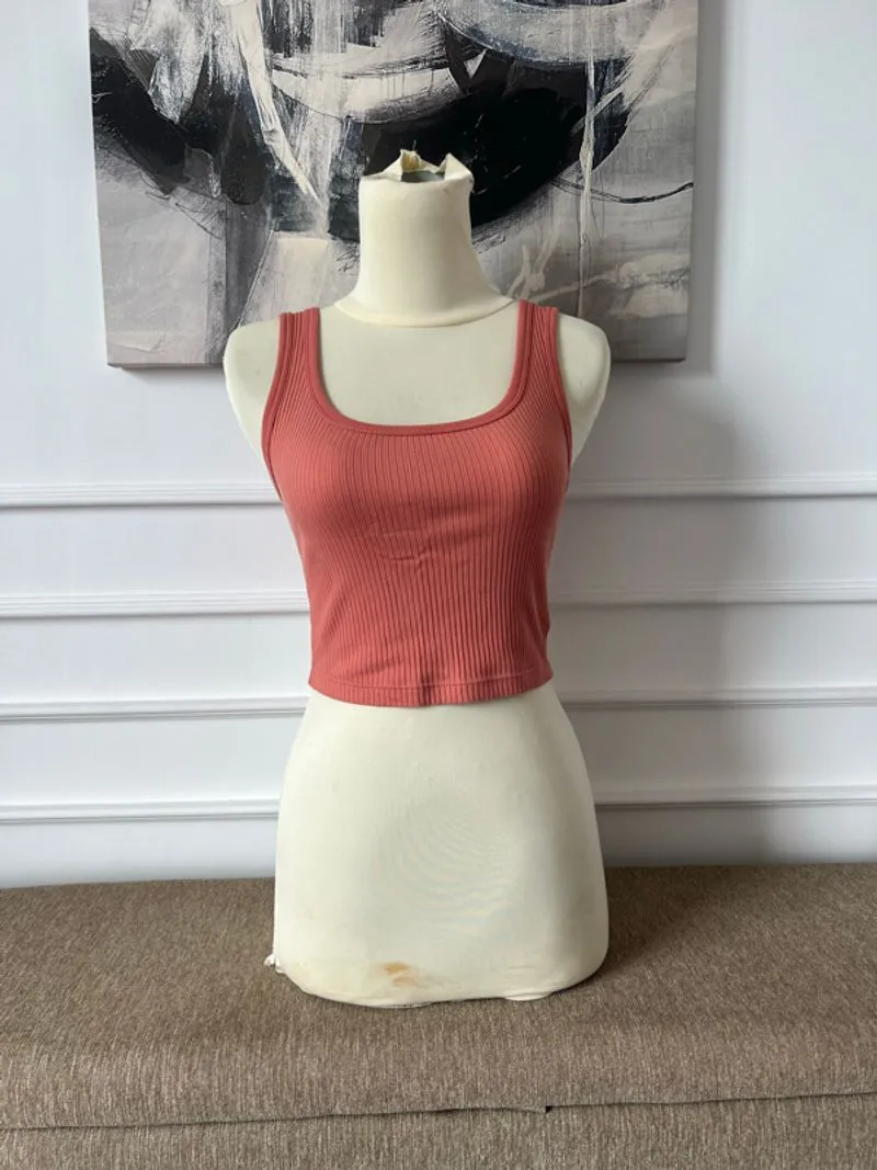 Uniqlo Tanktop photo 1