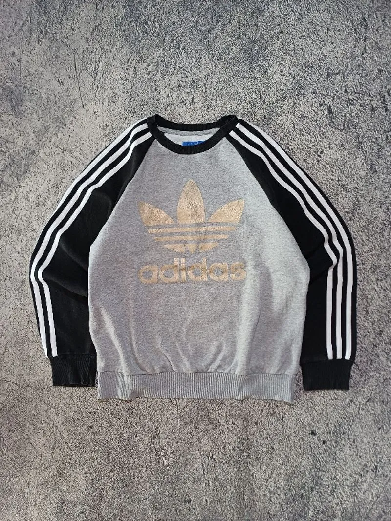 Adidas Sweatshirt Big Logo photo 1