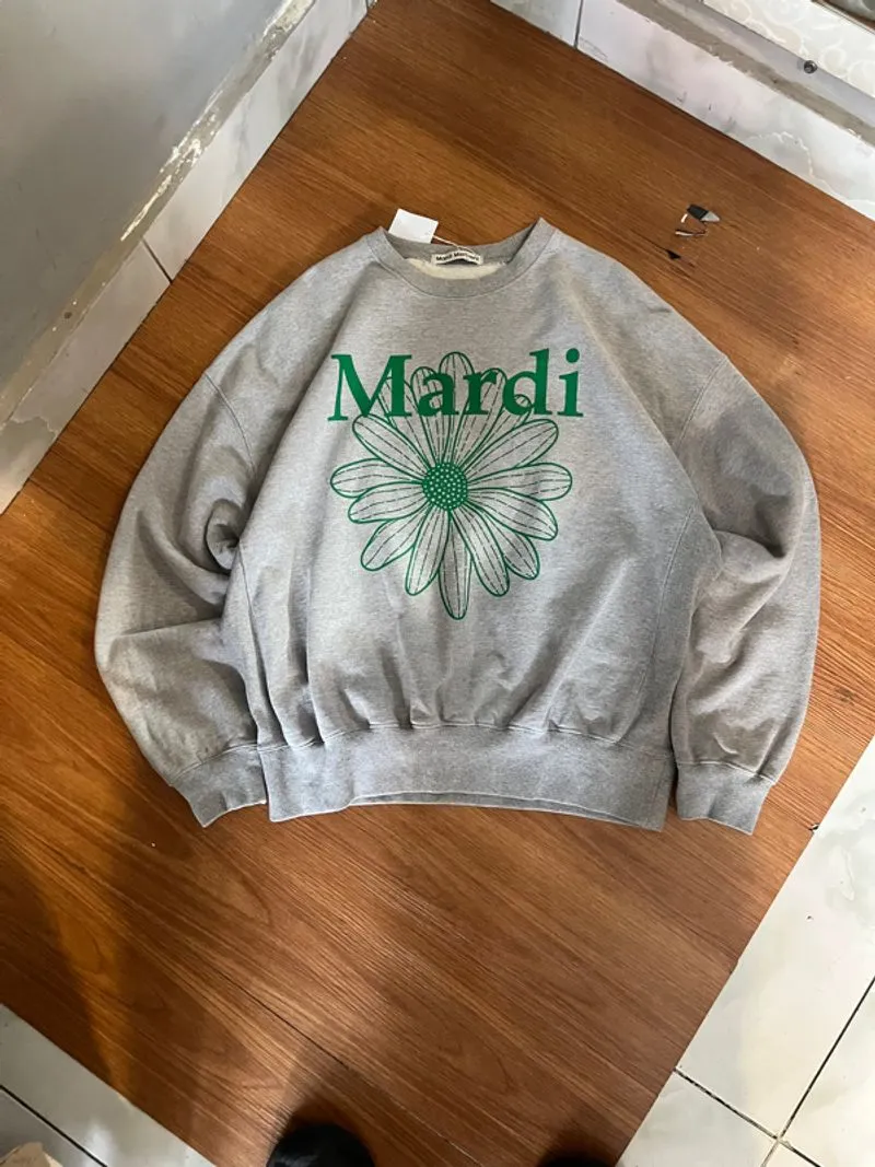 Mardi Mercredi Sweatshirt  photo 1
