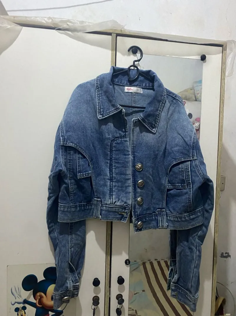 Yuan market - Denim hacked off crop jacket  photo 1
