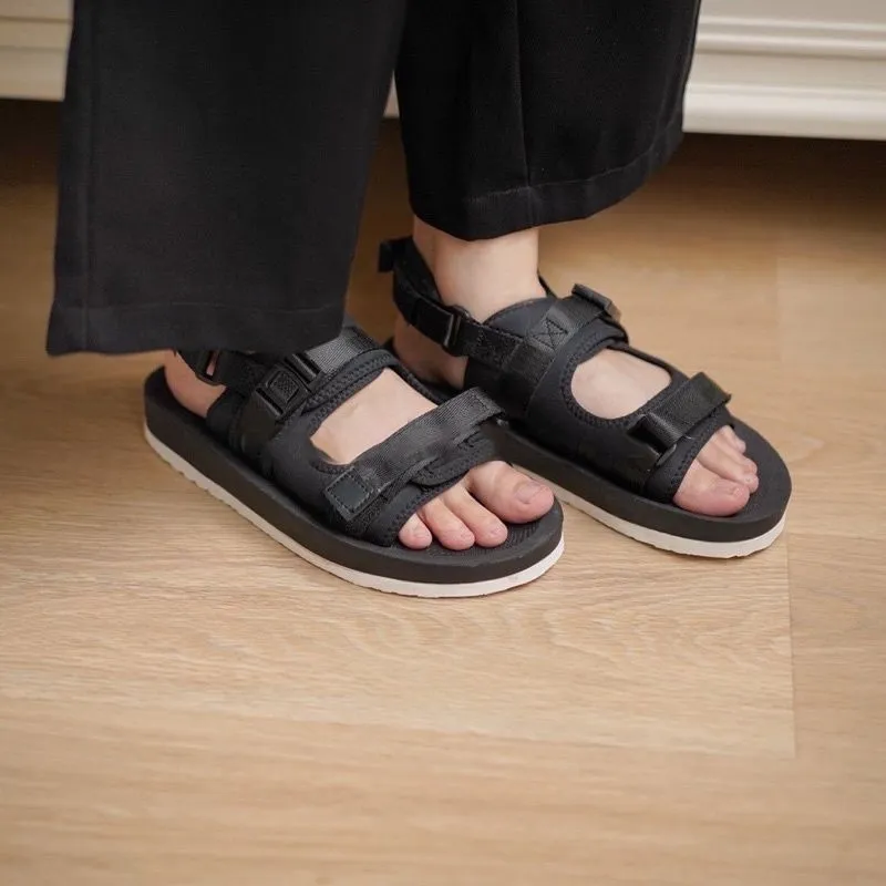 Sandals photo 1