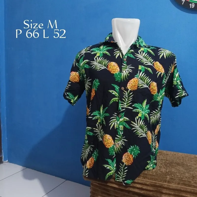kemeja pantai motif nanas photo 1