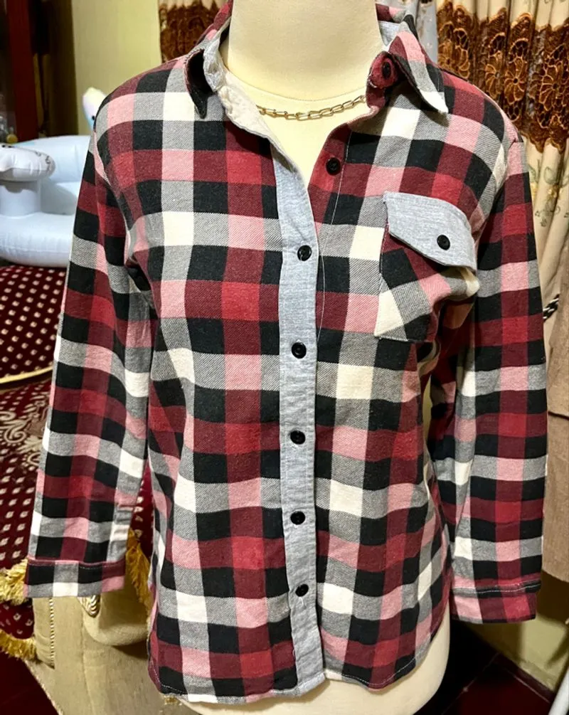 Kemeja kotak photo 1