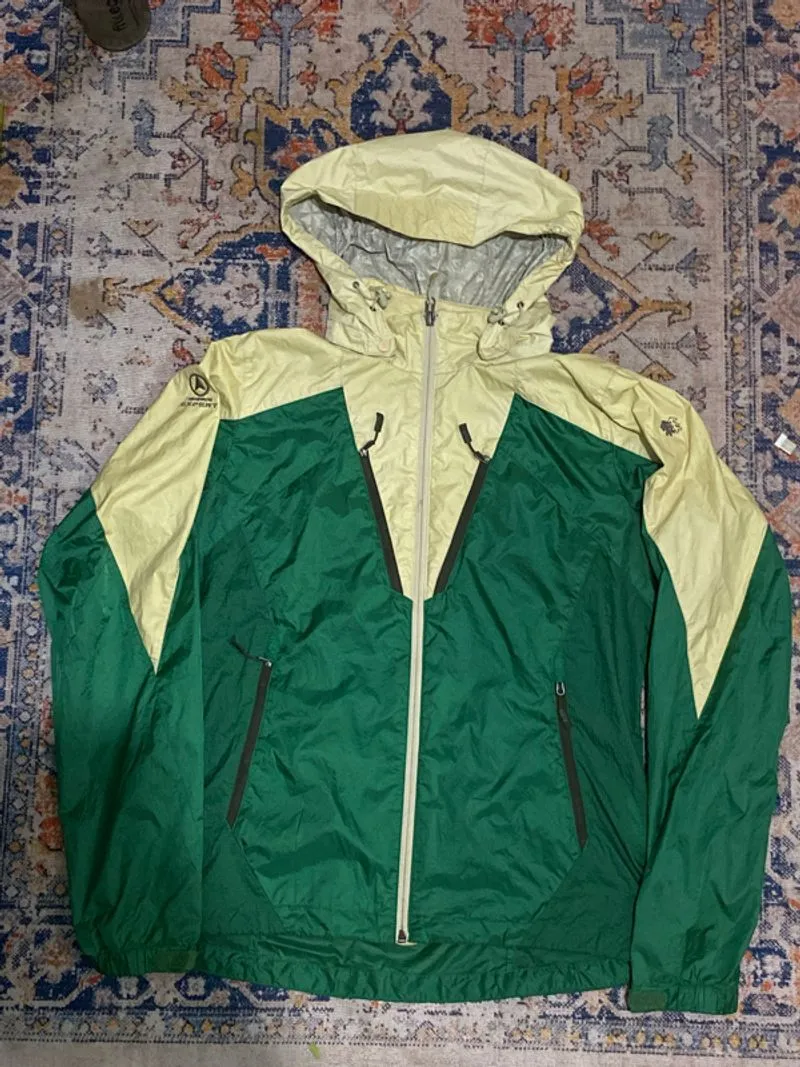 jaket gorpcore photo 1