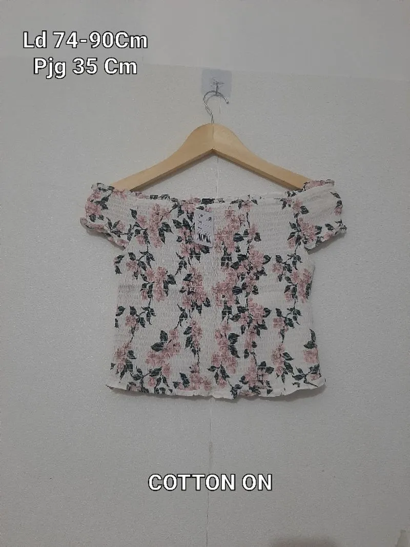 COTTON ON CROPTOP photo 1