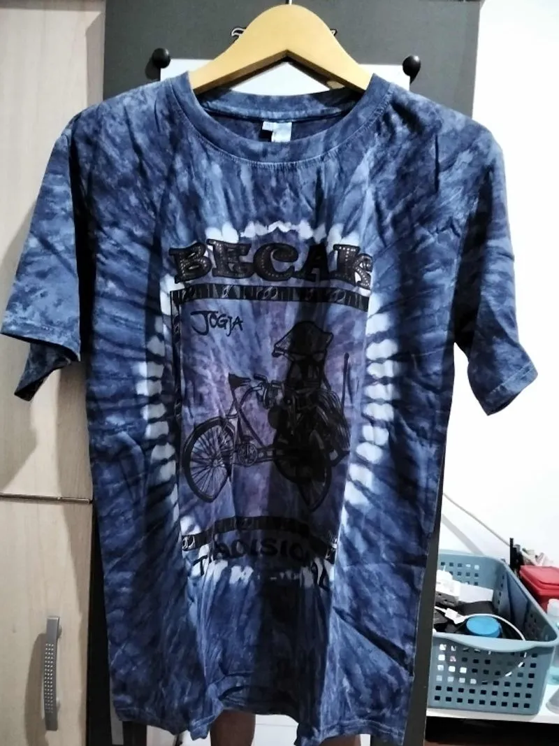 Kaos / TShirt Tie Dye
Harga 15k photo 1
